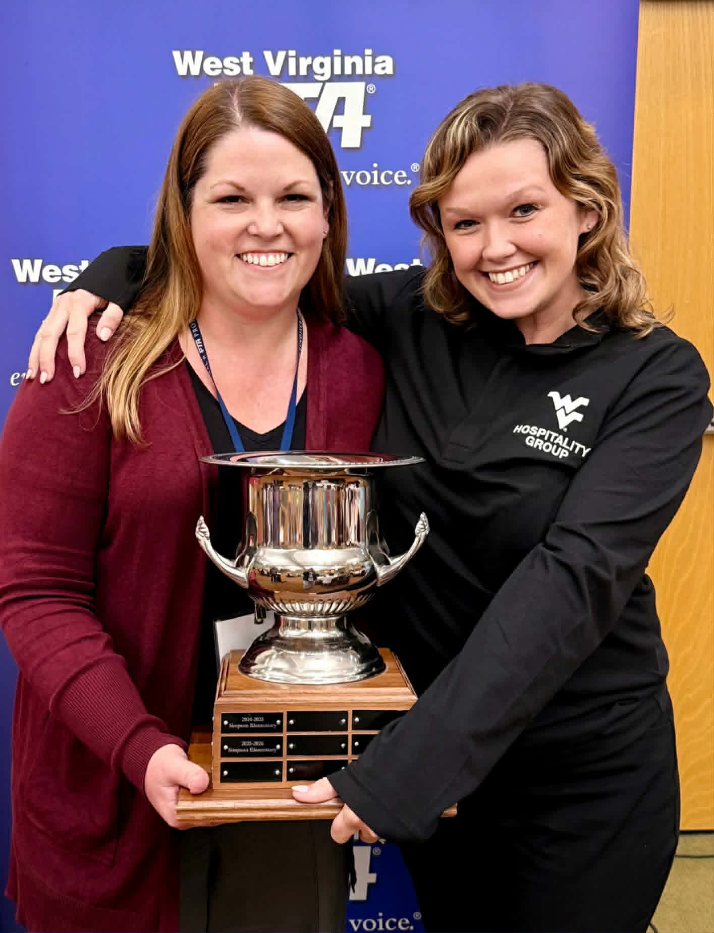 image-1022118-BIGGEST_PTA_TROPHY-9bf31.jpg